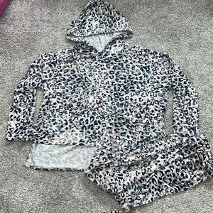 Pajama set
